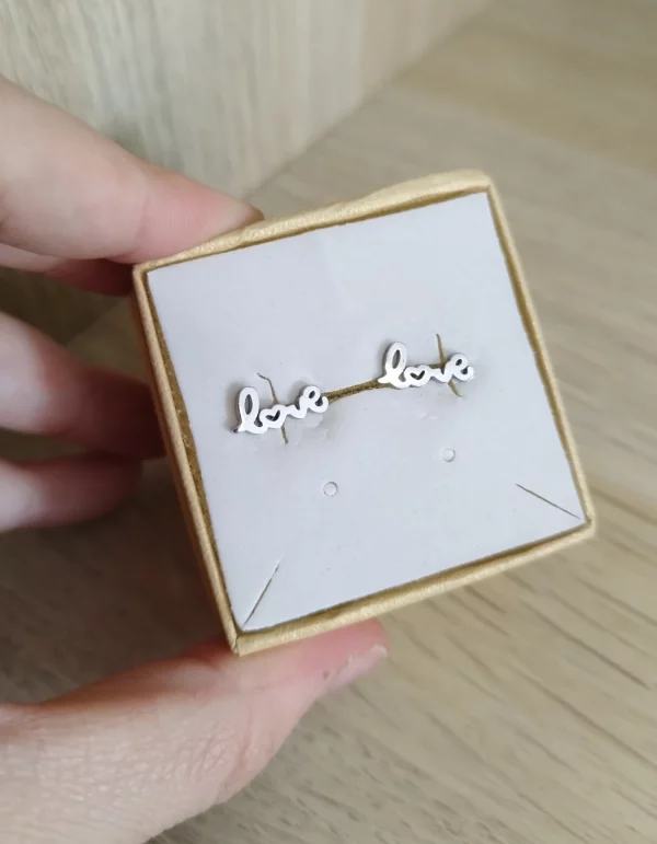 Pendientes Love