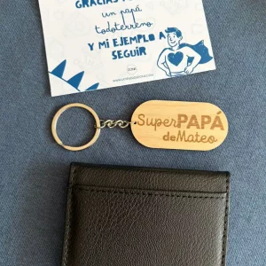 Pack Tarjetero+Llavero Superpapá